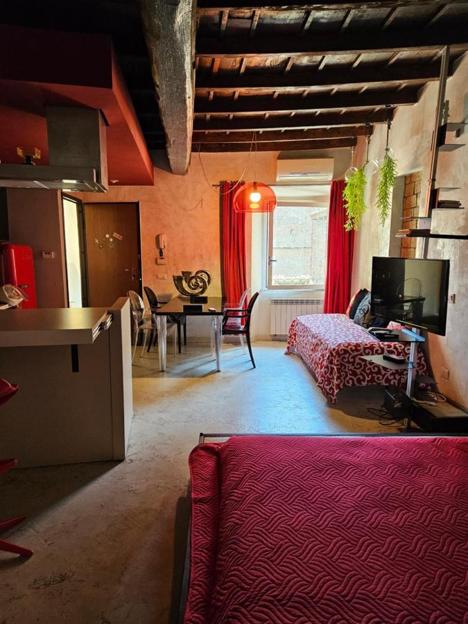 Vm Siro Comi Apartment Pavia Luaran gambar